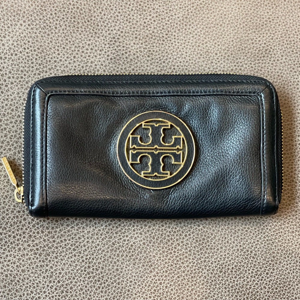 Tory Burch Amanda Wallet